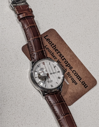 customer uploaded photo seiko on maleny brown watch strap