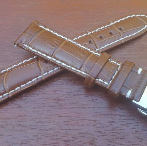 MALENY Classic Alligator Pattern Brown Leather White Stitching / Clasp