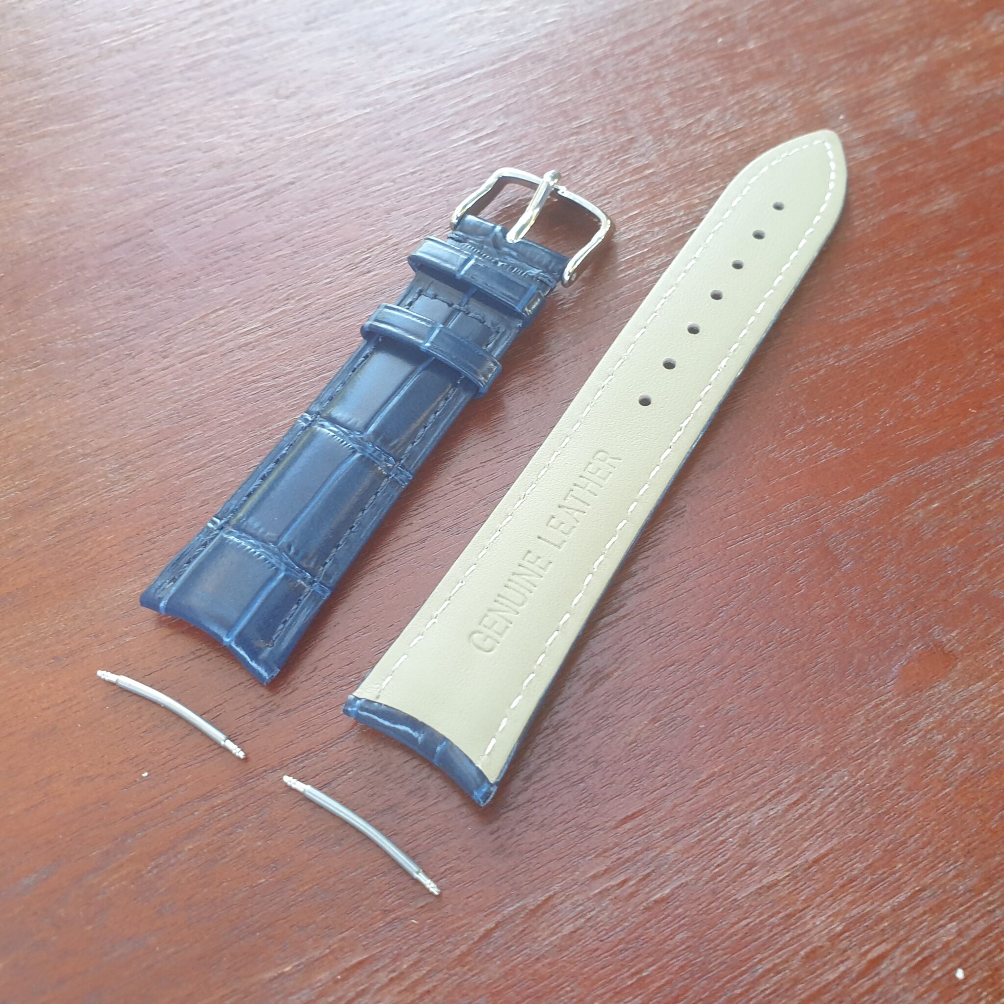 Curved Lug Alligator Patterned Leather Watch Strap Clasp or buckle 19mm 20mm 21mm 22mm LeatherStraps
