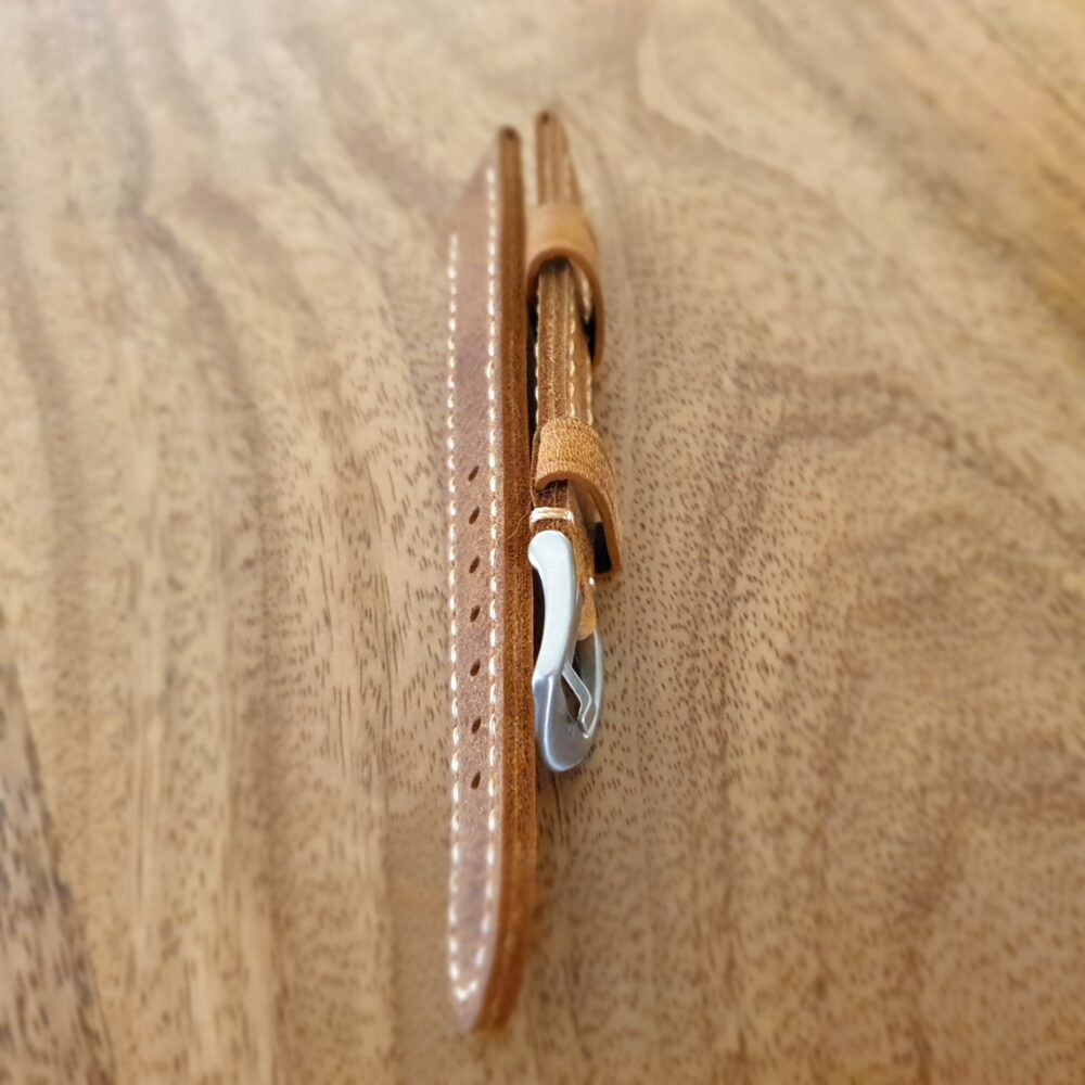 Cooroy v3 Top Grain Leather Watch Strap side view of leather
