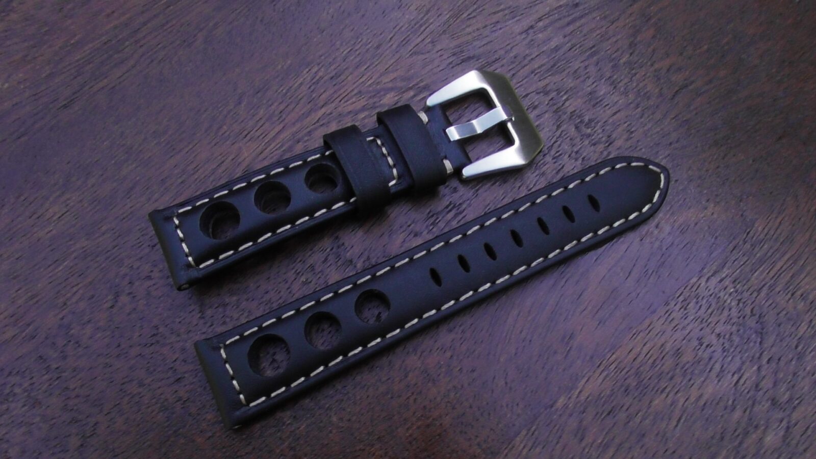 conondale rally leather strap with silver buckle