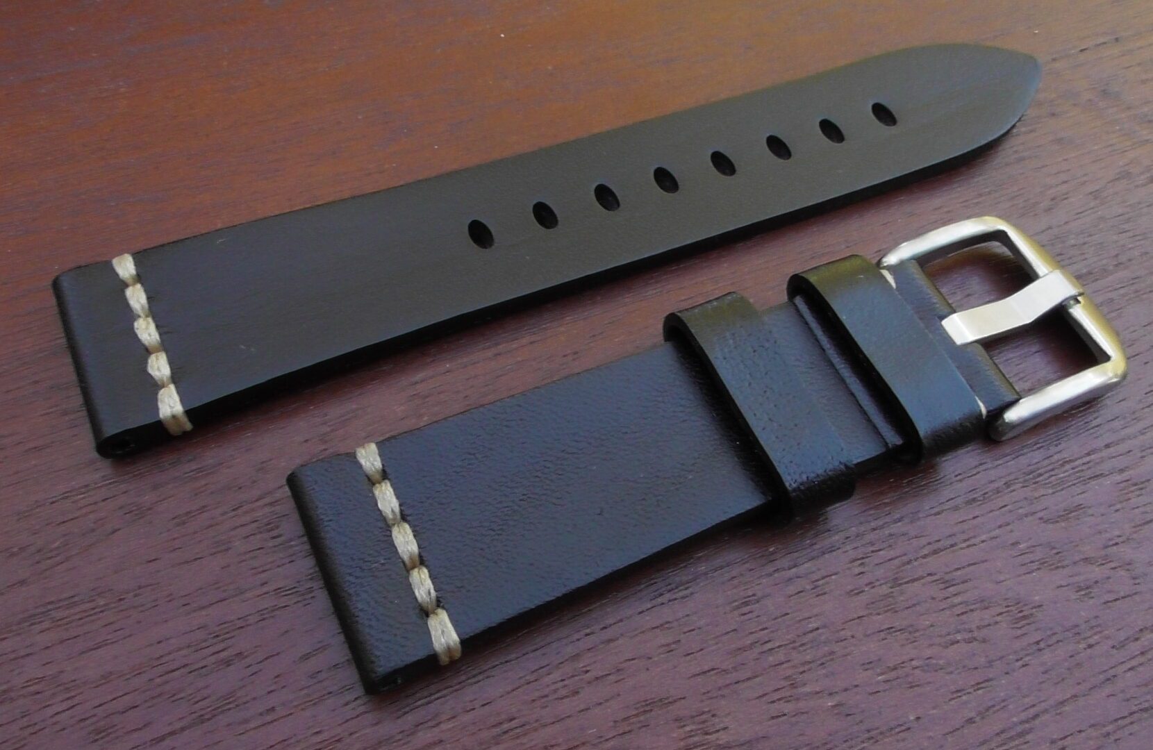 Kiamba black leather strap