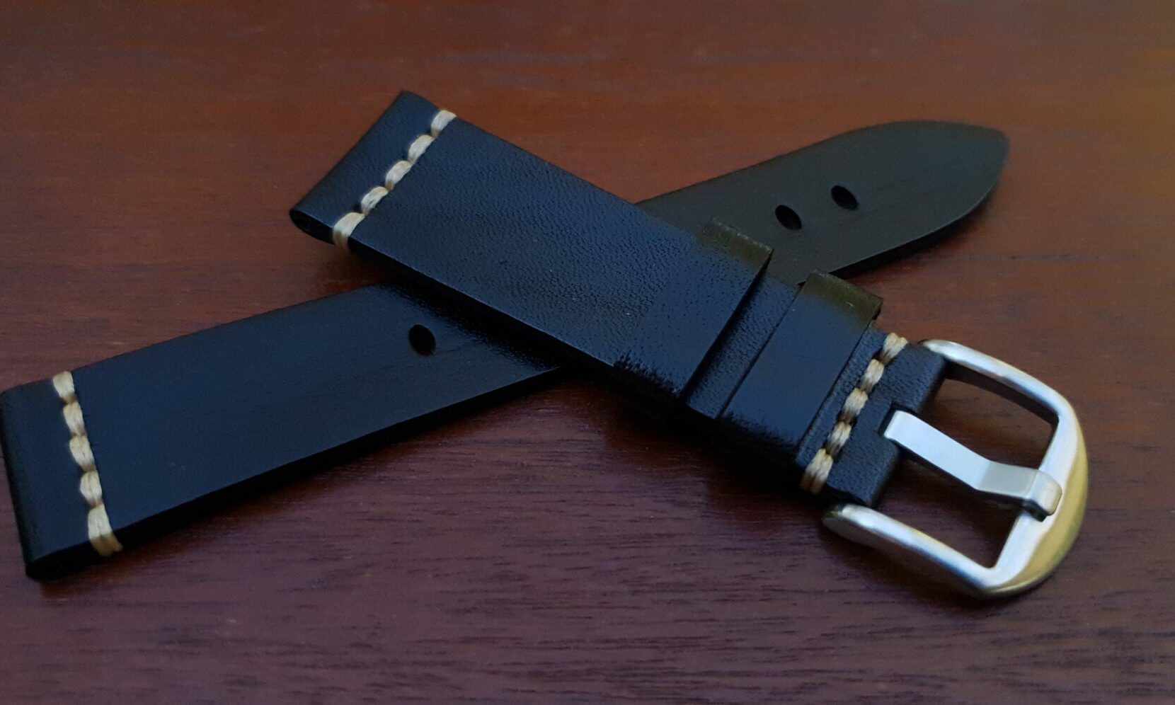 kiamba black leather