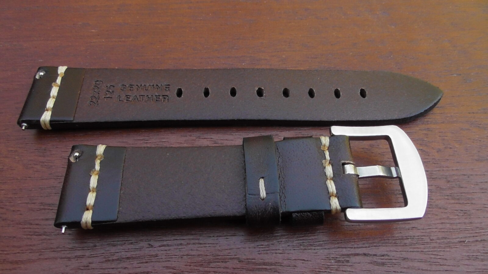 flaxton leather watch strap rear showing quick release spring bars