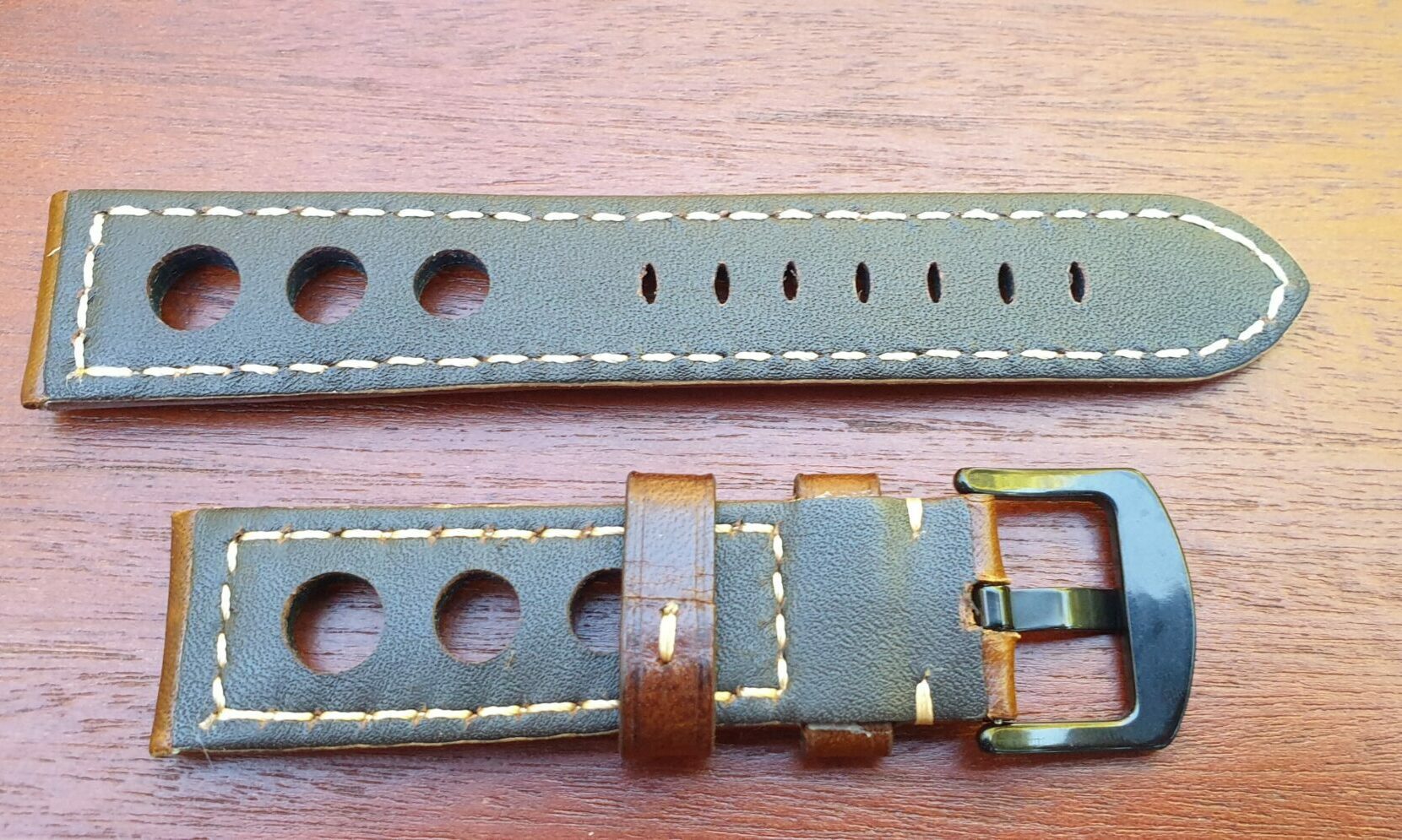 rear of conondale leather rally brown strap